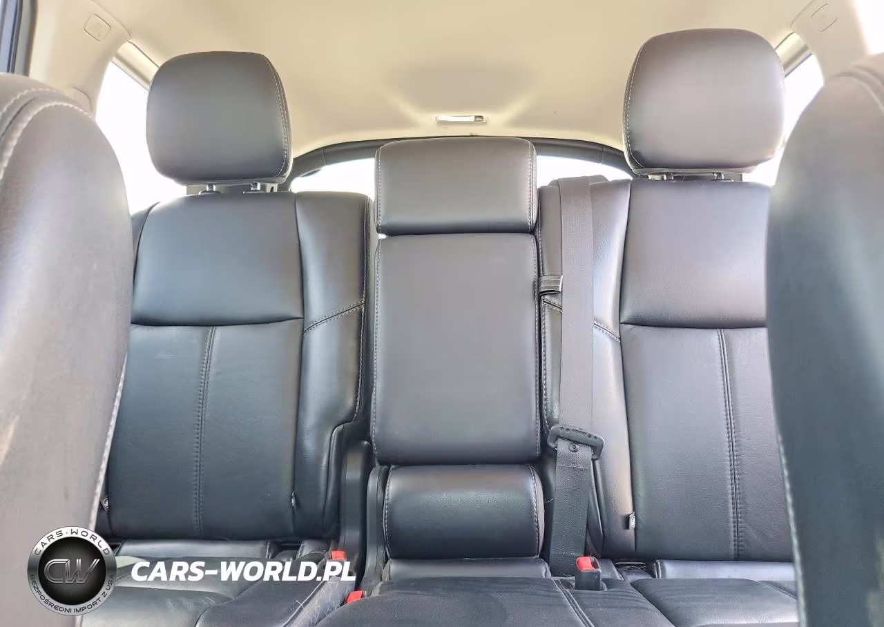 2020 Nissan Pathfinder Sl VIN:5N1DR2CM1LC610697 - 10