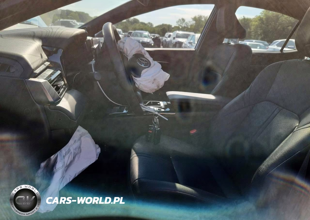 2025 Toyota Camry Xse VIN:4T1DBADK4SU014245 - 7