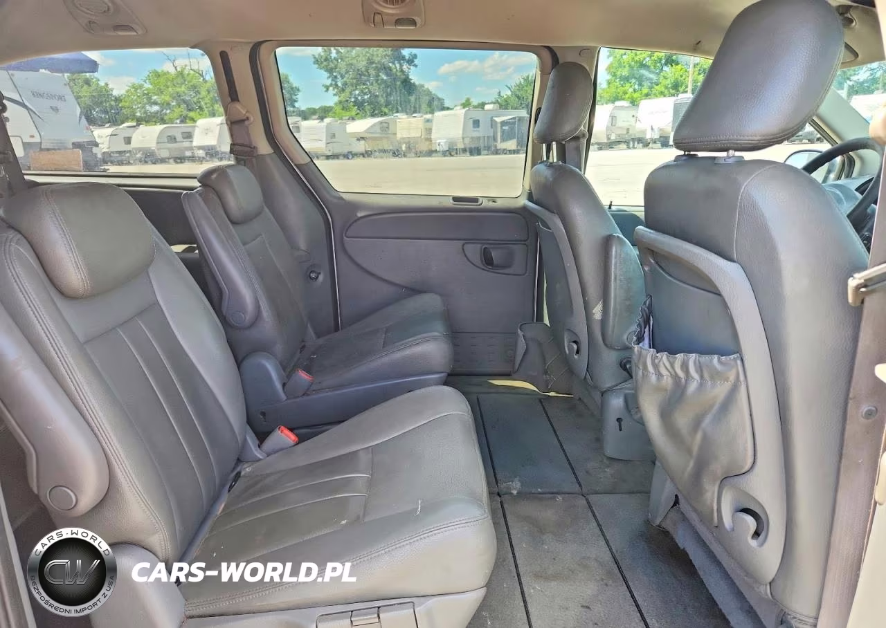 2007 Dodge Grand Caravan Sxt VIN:2D8GP44L37R223155 - 11