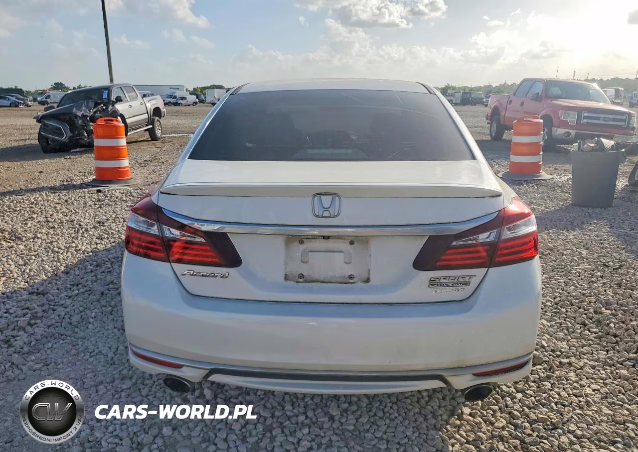2017 Honda Accord Sport Special Edition VIN:1HGCR2F14HA273352 - 6