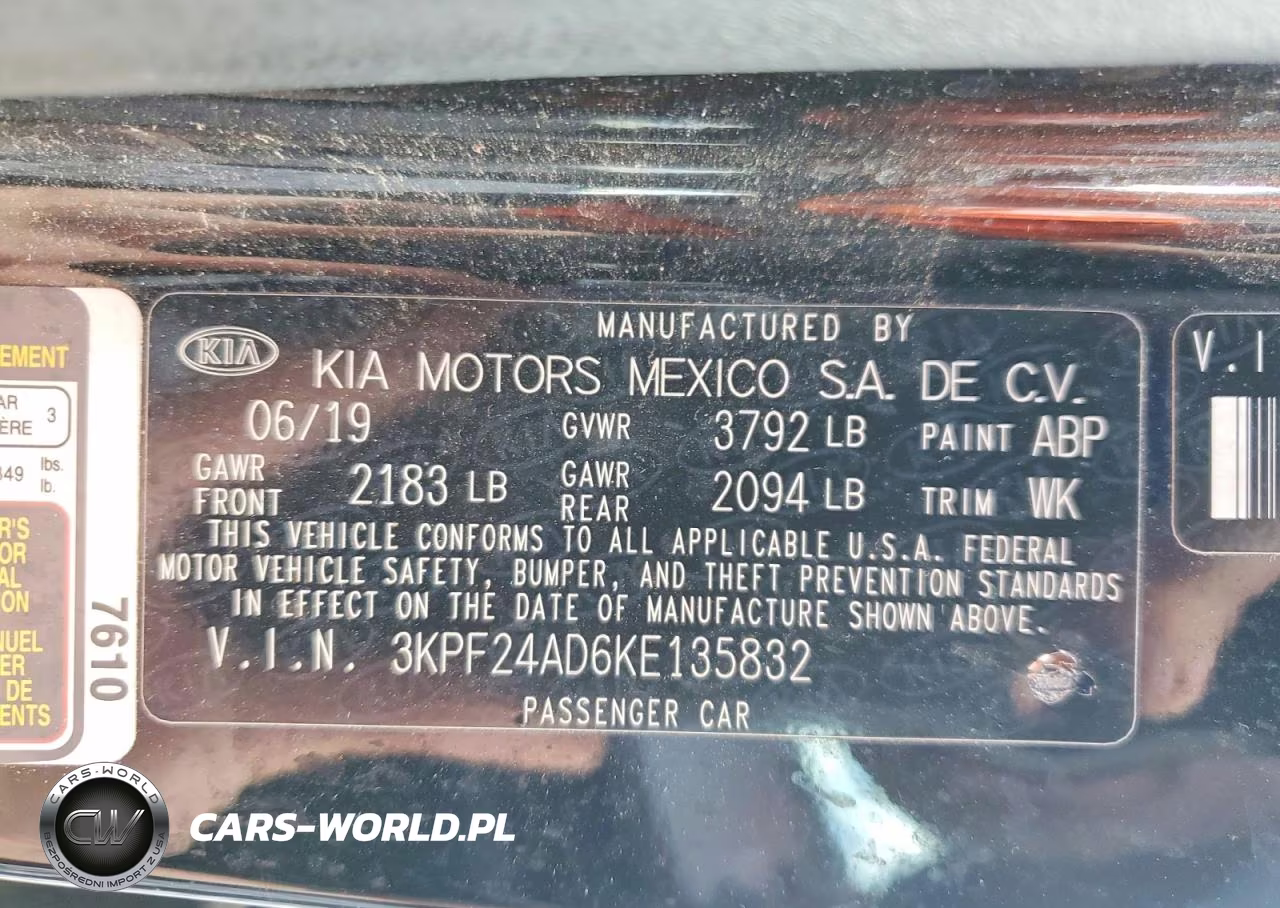 2019 Kia Forte Lxs VIN:3KPF24AD6KE135832 - 12