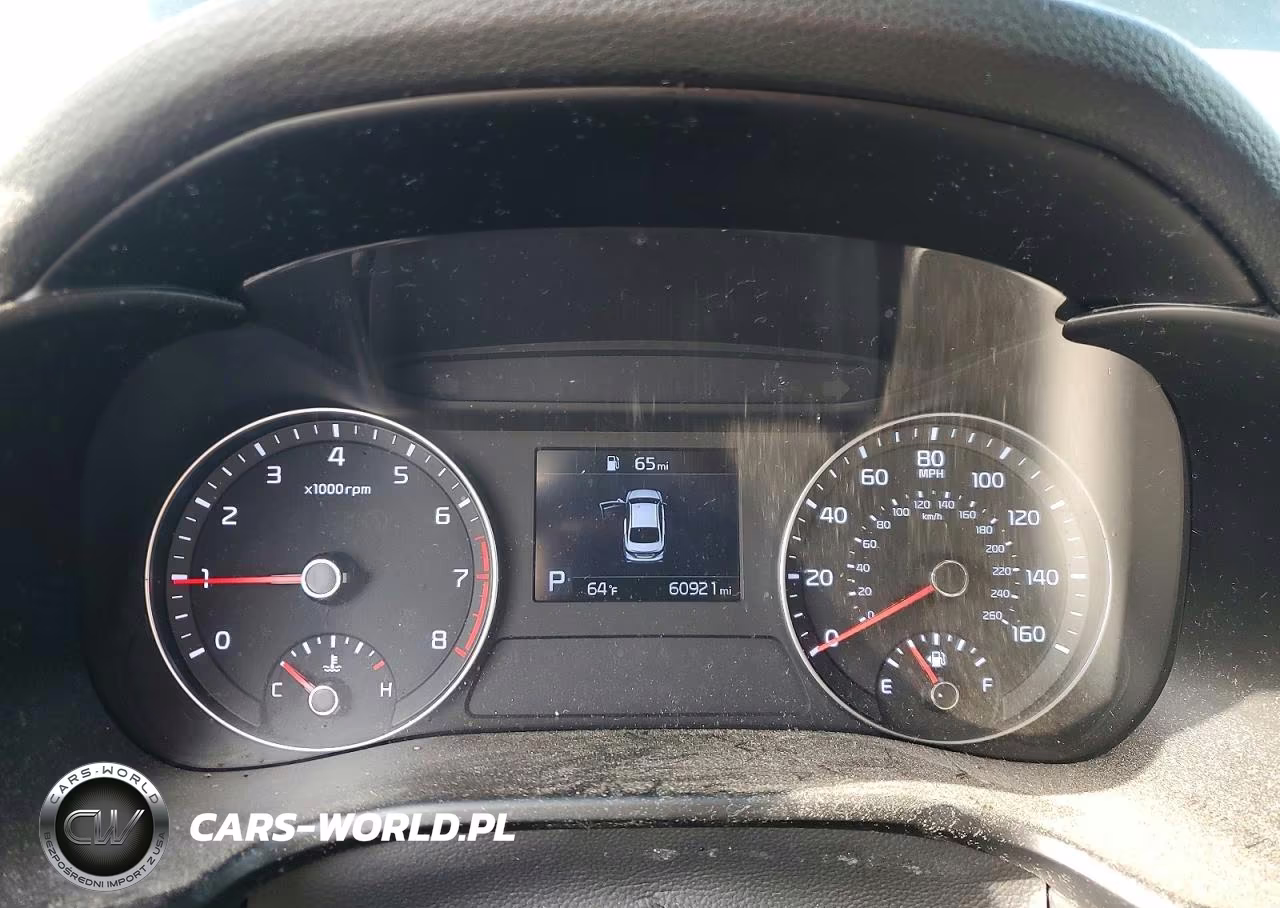 2019 Kia Forte Lxs VIN:3KPF24AD6KE135832 - 9
