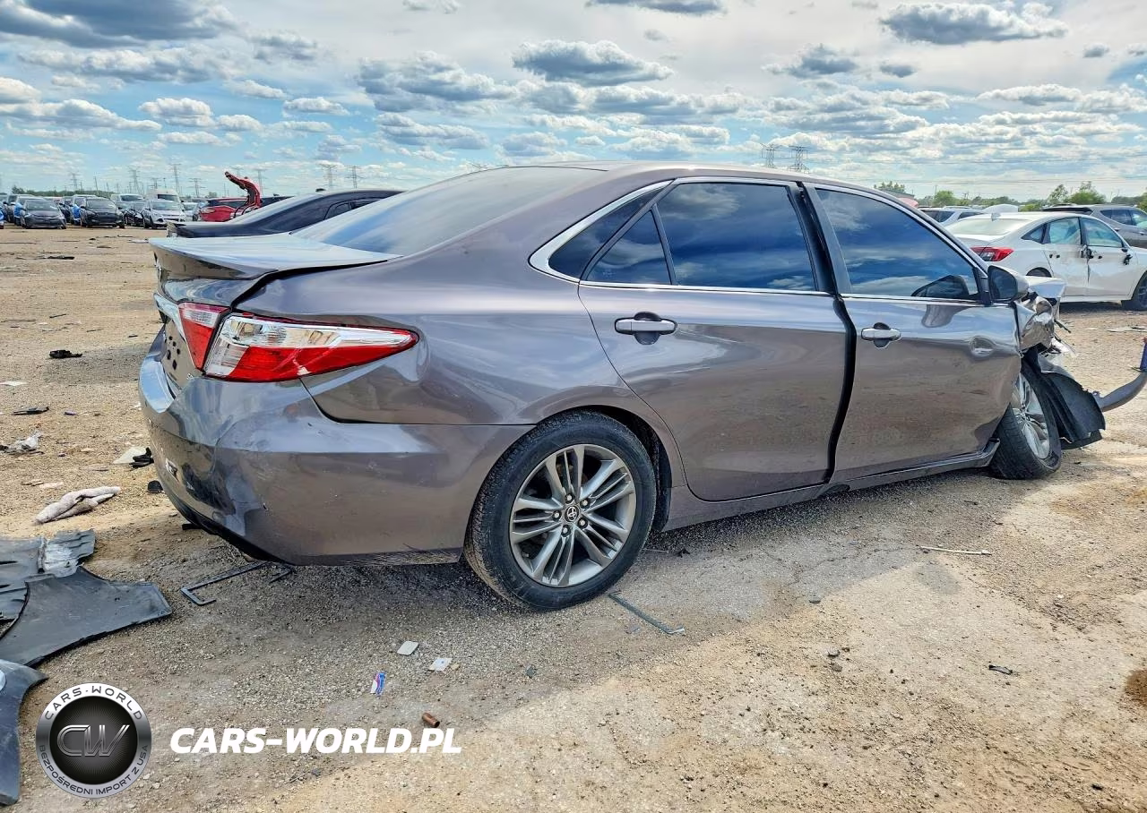 2017 Toyota Camry Se VIN:4T1BF1FK3HU304851 - 3