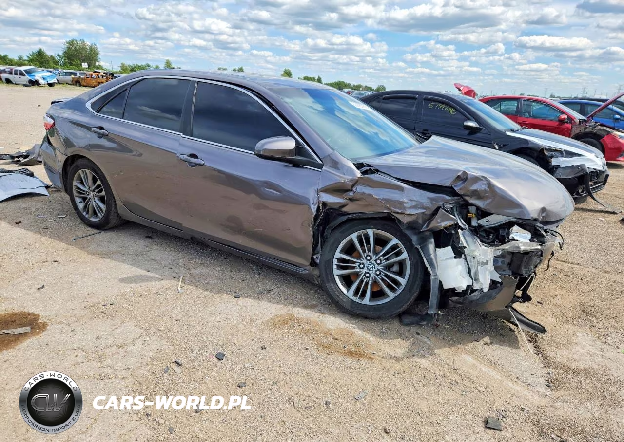 2017 Toyota Camry Se VIN:4T1BF1FK3HU304851 - 4