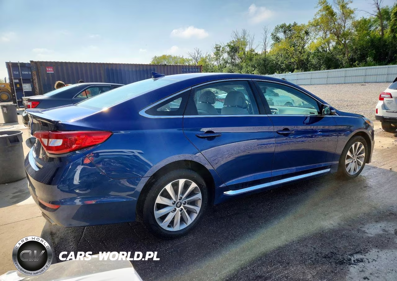 2017 Hyundai Sonata Sport VIN:5NPE34AF4HH545379 - 3