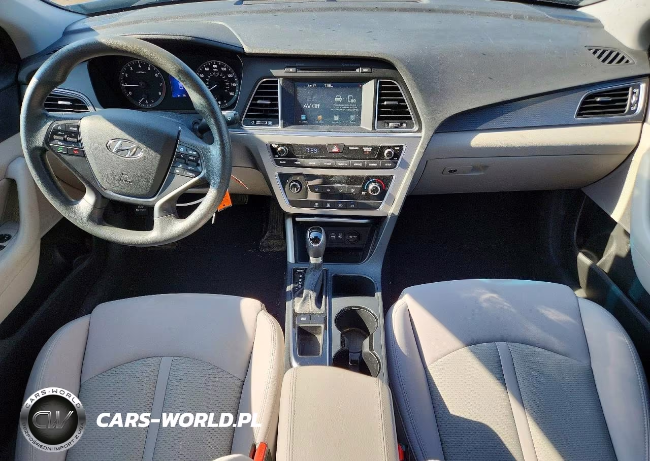 2017 Hyundai Sonata Sport VIN:5NPE34AF4HH545379 - 8
