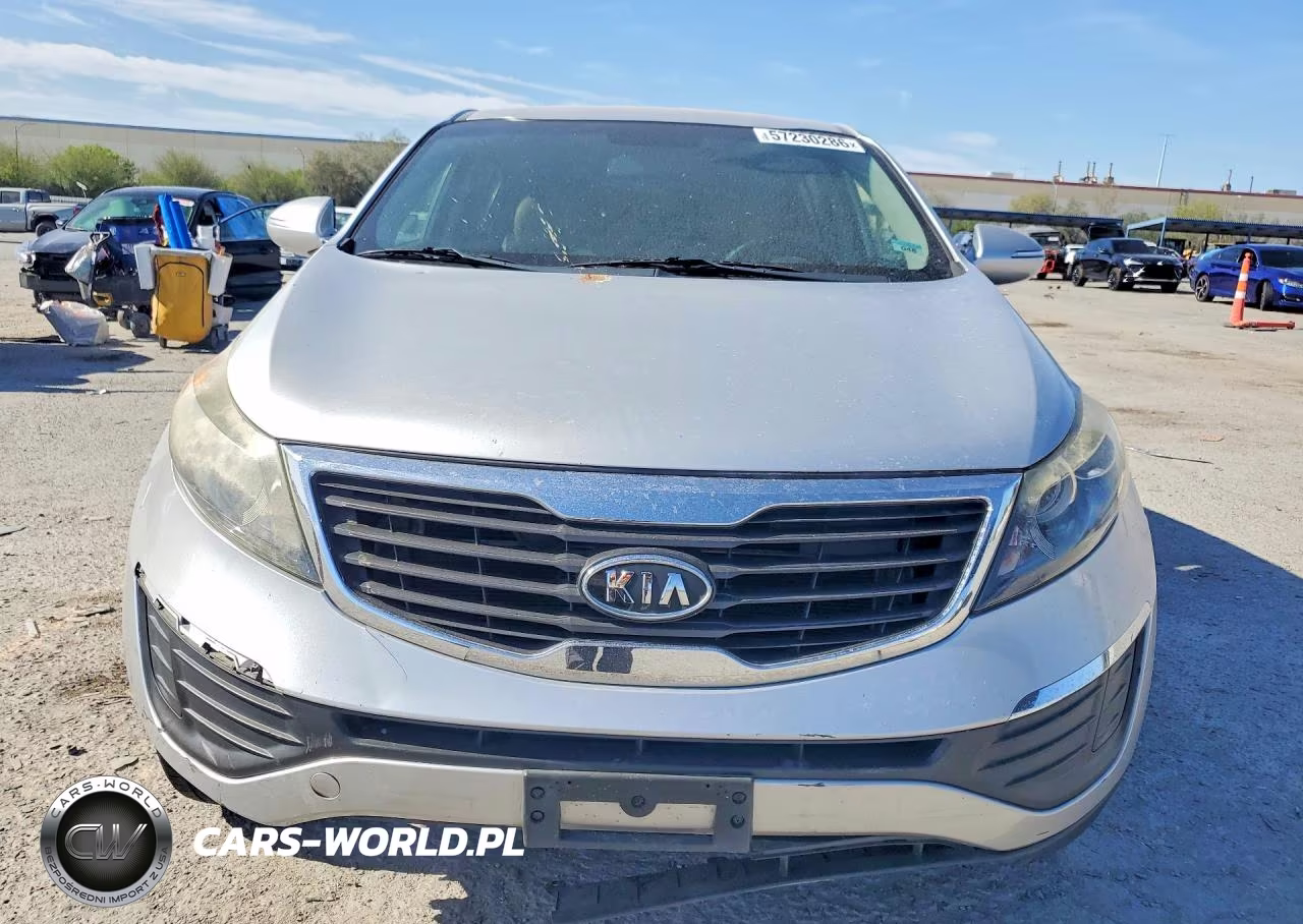 2012 Kia Sportage Lx VIN:KNDPBCA2XC7259570 - 5
