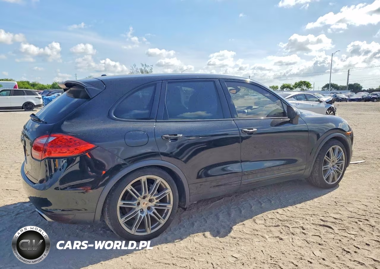 2011 Porsche Cayenne S Hybrid VIN:WP1AE2A24BLA92800 - 3