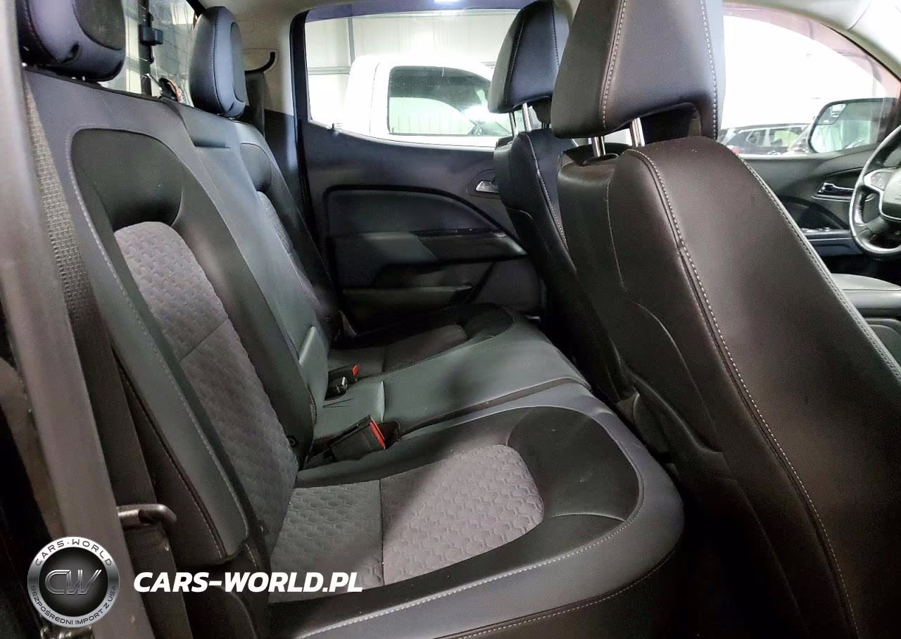 2020 Chevrolet Colorado Z71 VIN:1GCPTDE13L1196139 - 10