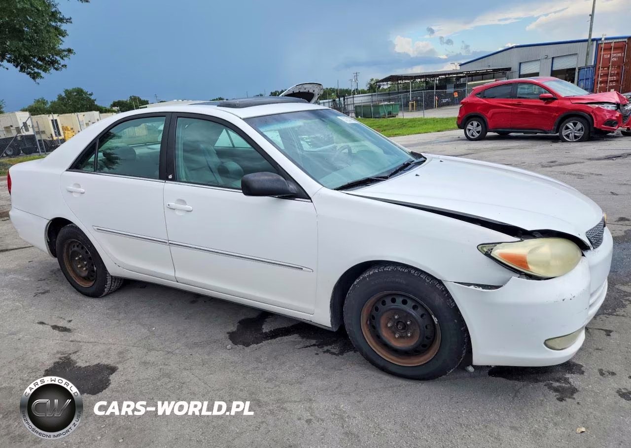 2004 Toyota Camry Xle VIN:4T1BE30K34U313437 - 4