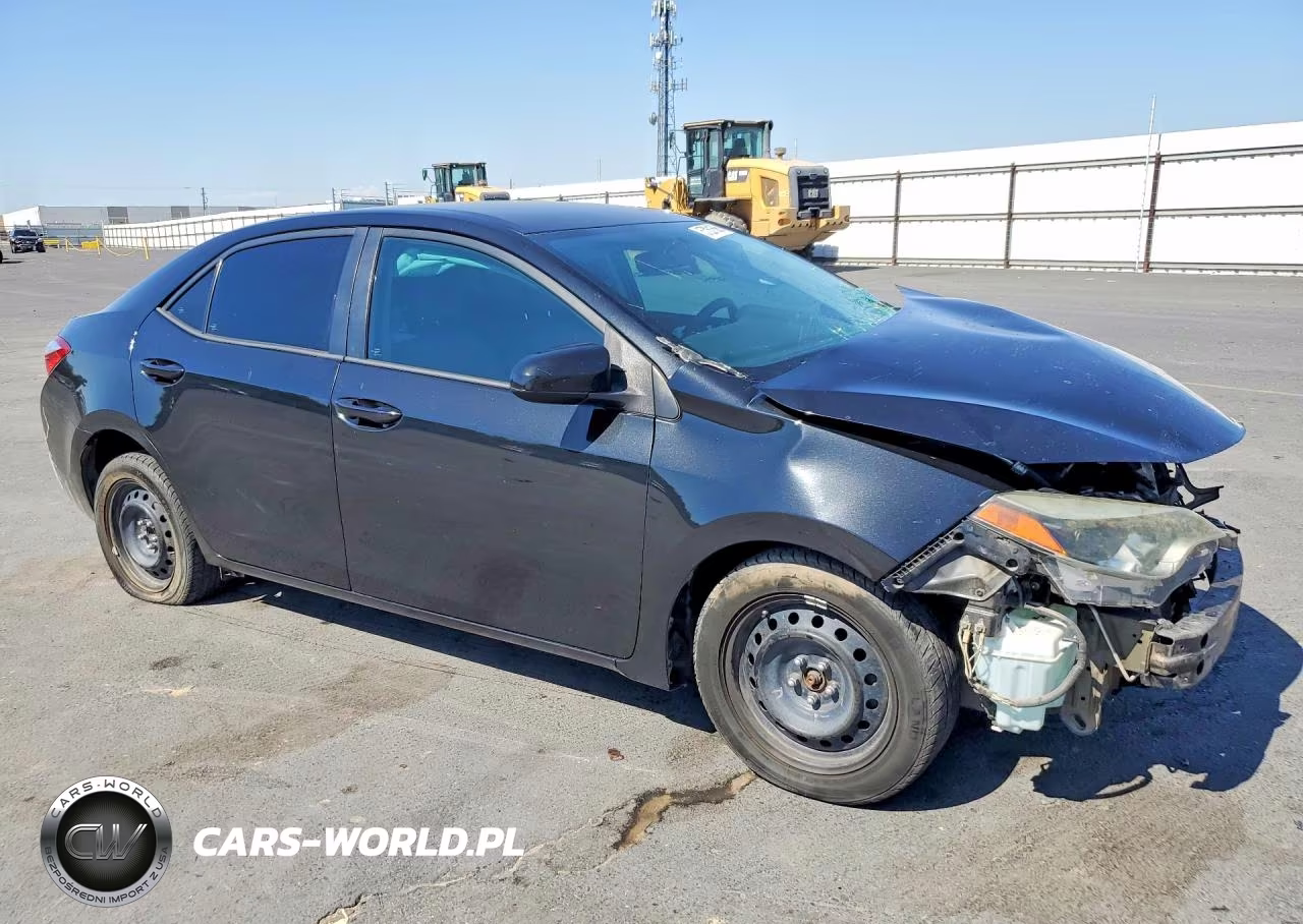 2016 Toyota Corolla Le VIN:5YFBURHE9GP494912 - 4