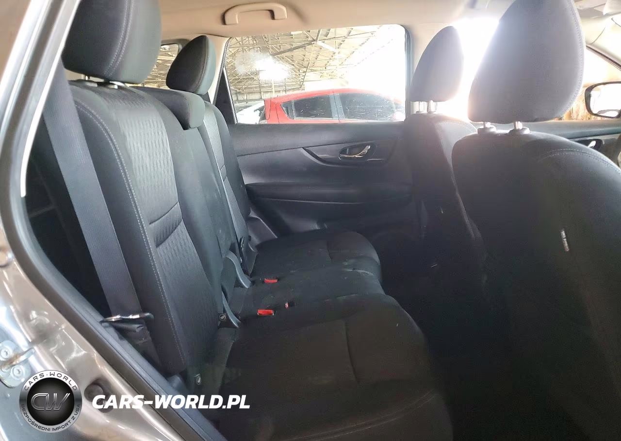 2018 Nissan Rogue S VIN:KNMAT2MT0JP528271 - 10