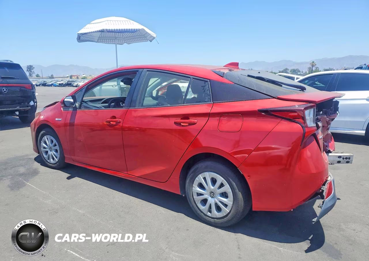 2021 Toyota Prius Le VIN:JTDKAMFU4M3148924 - 2