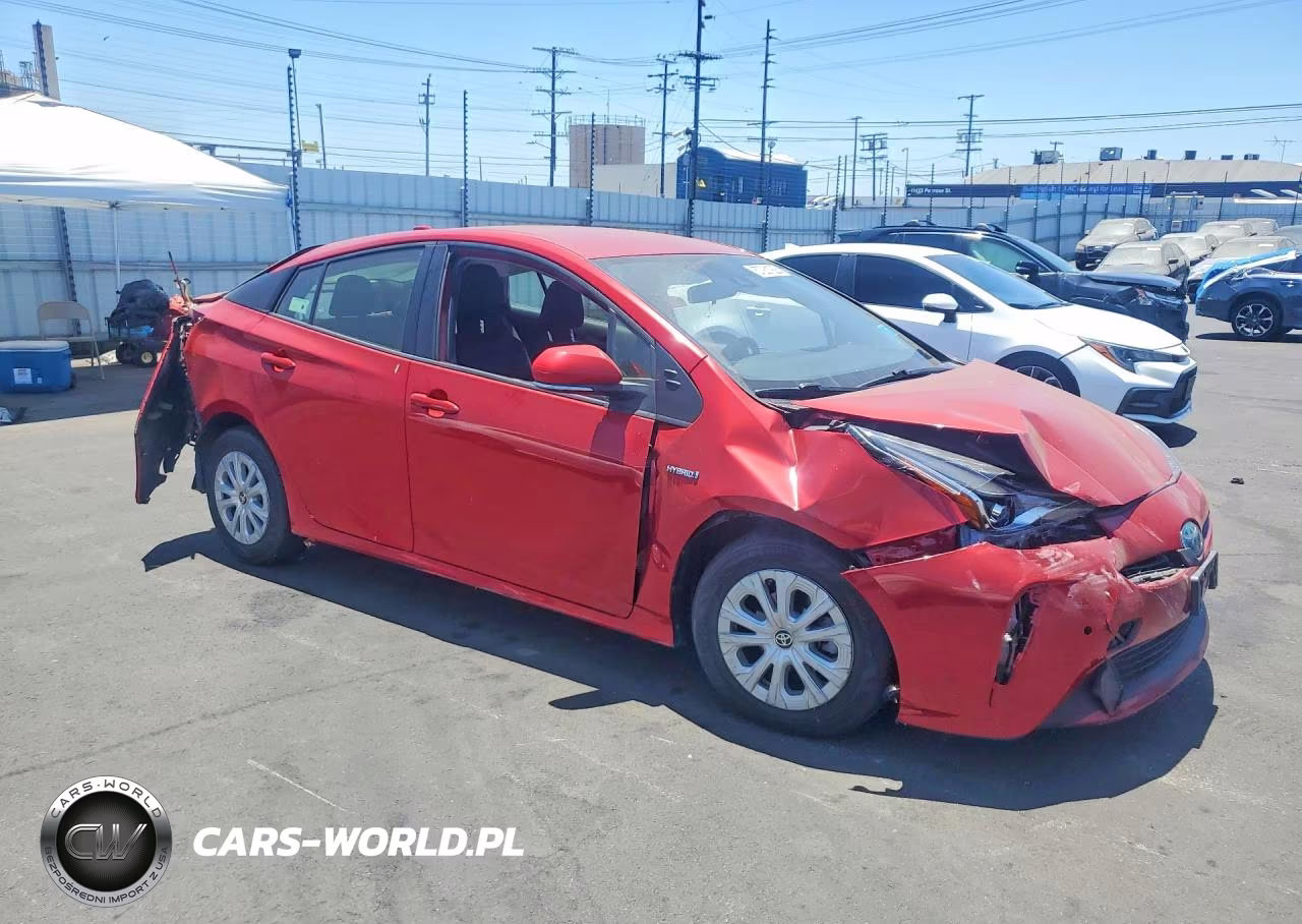 2021 Toyota Prius Le VIN:JTDKAMFU4M3148924 - 4