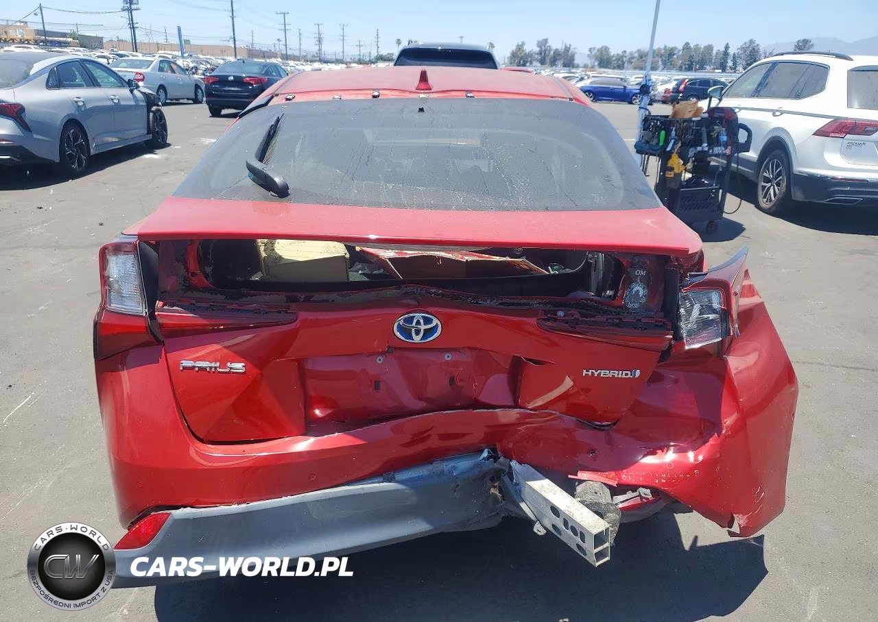 2021 Toyota Prius Le VIN:JTDKAMFU4M3148924 - 6