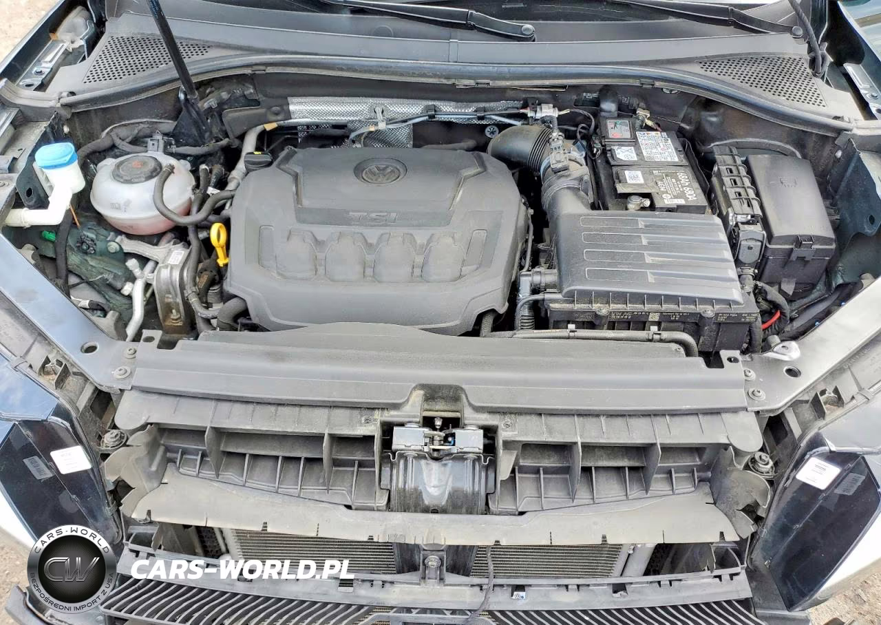 2018 Volkswagen Tiguan Se VIN:3VV2B7AX5JM078801 - 12