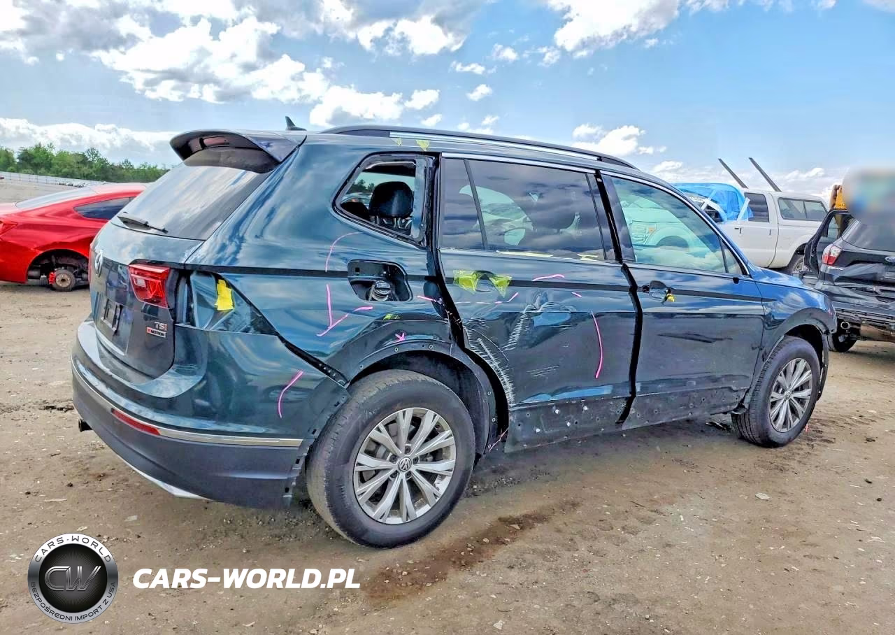2018 Volkswagen Tiguan Se VIN:3VV2B7AX5JM078801 - 3