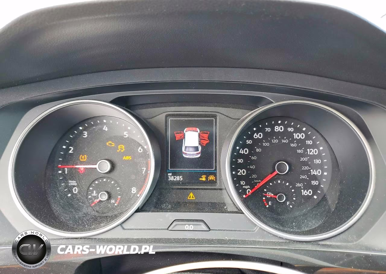 2018 Volkswagen Tiguan Se VIN:3VV2B7AX5JM078801 - 9