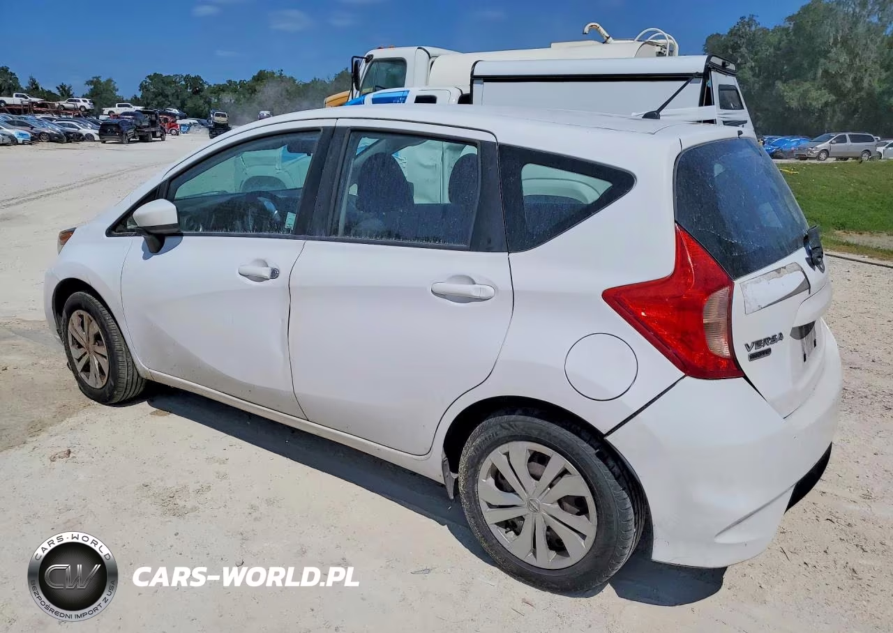 2018 Nissan Versa Note S VIN:3N1CE2CP0JL369807 - 2