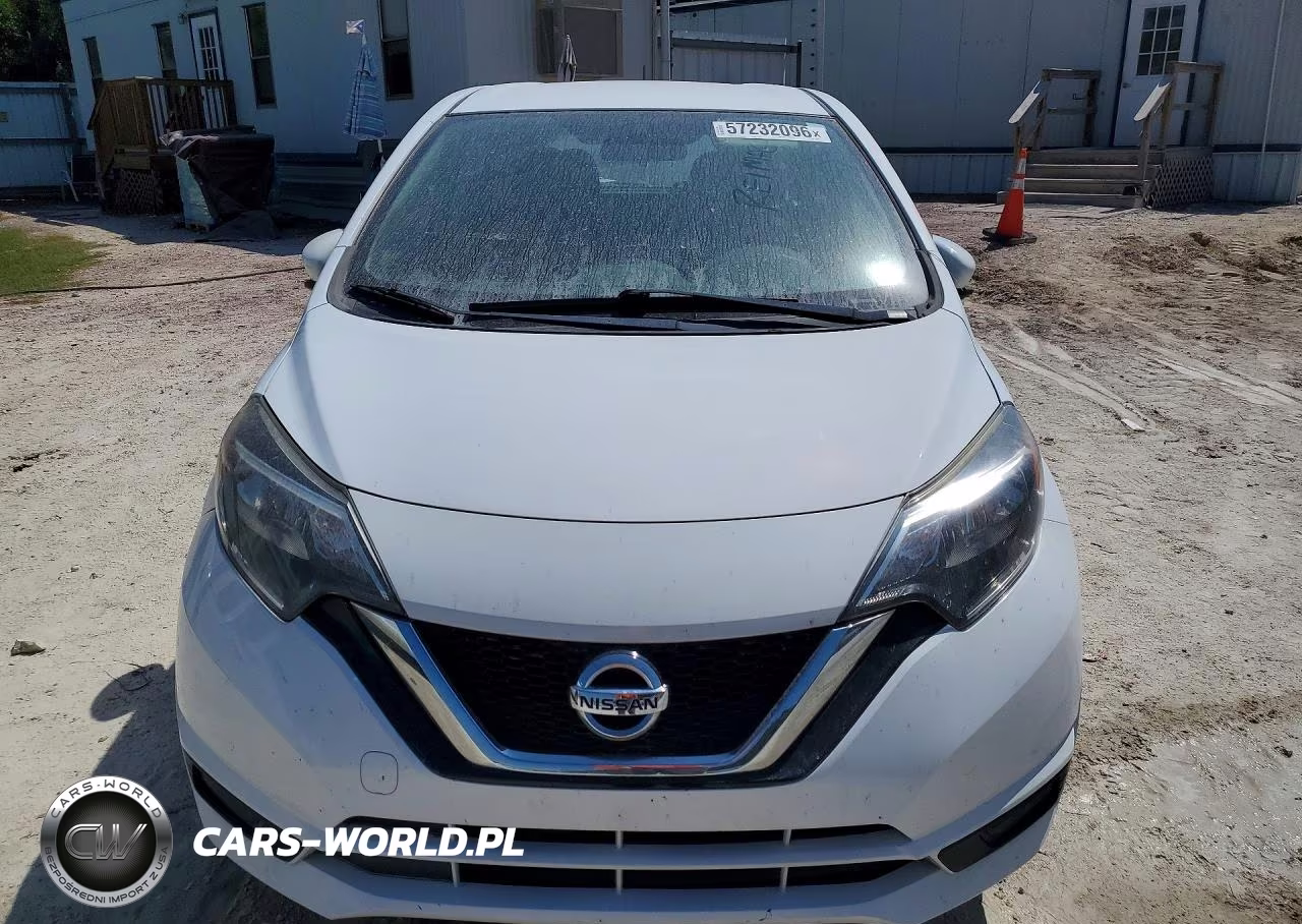 2018 Nissan Versa Note S VIN:3N1CE2CP0JL369807 - 5