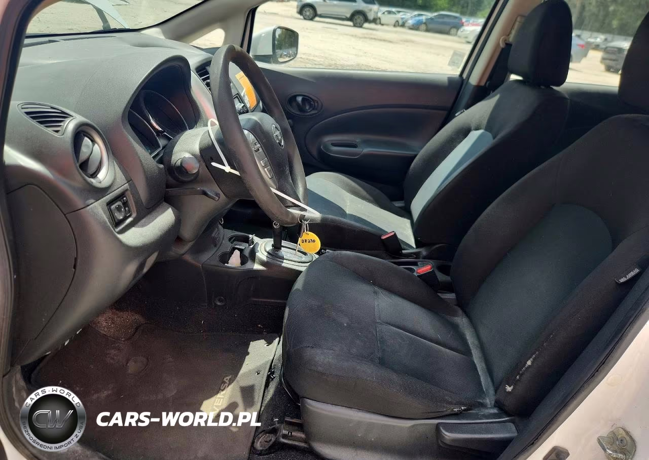 2018 Nissan Versa Note S VIN:3N1CE2CP0JL369807 - 7
