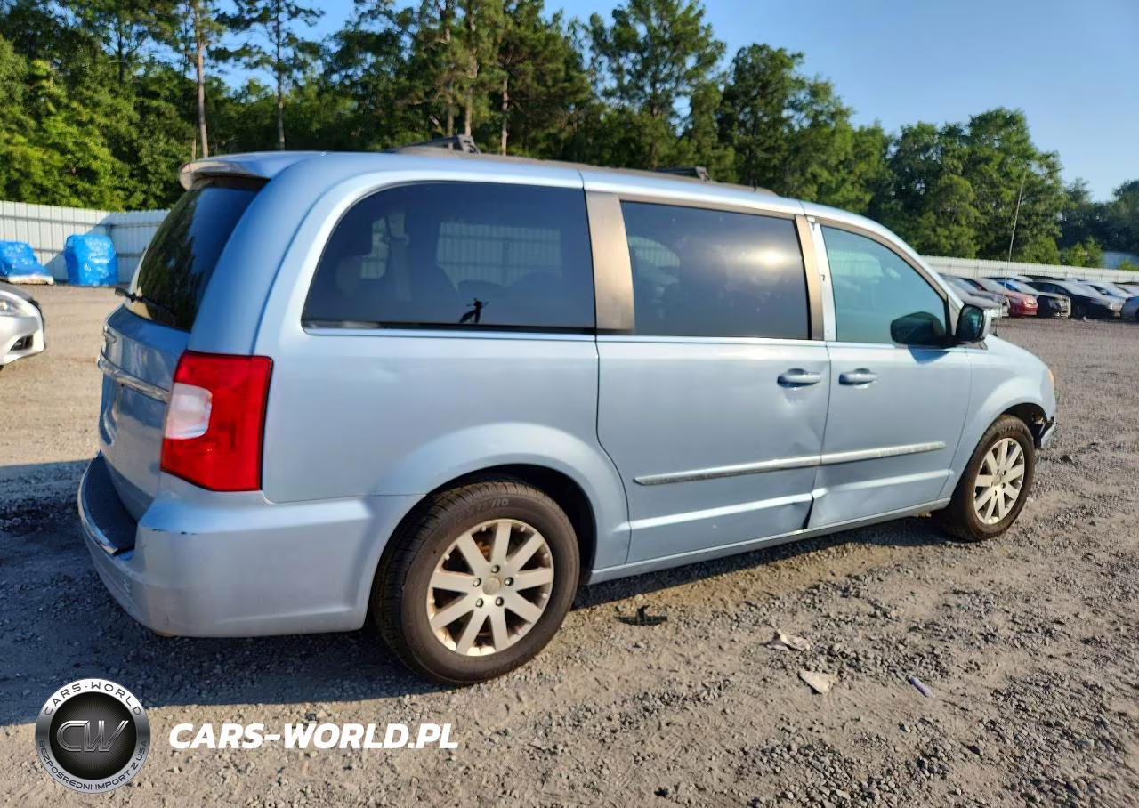 2013 Chrysler Town & Country Touring VIN:2C4RC1BG5DR630980 - 3