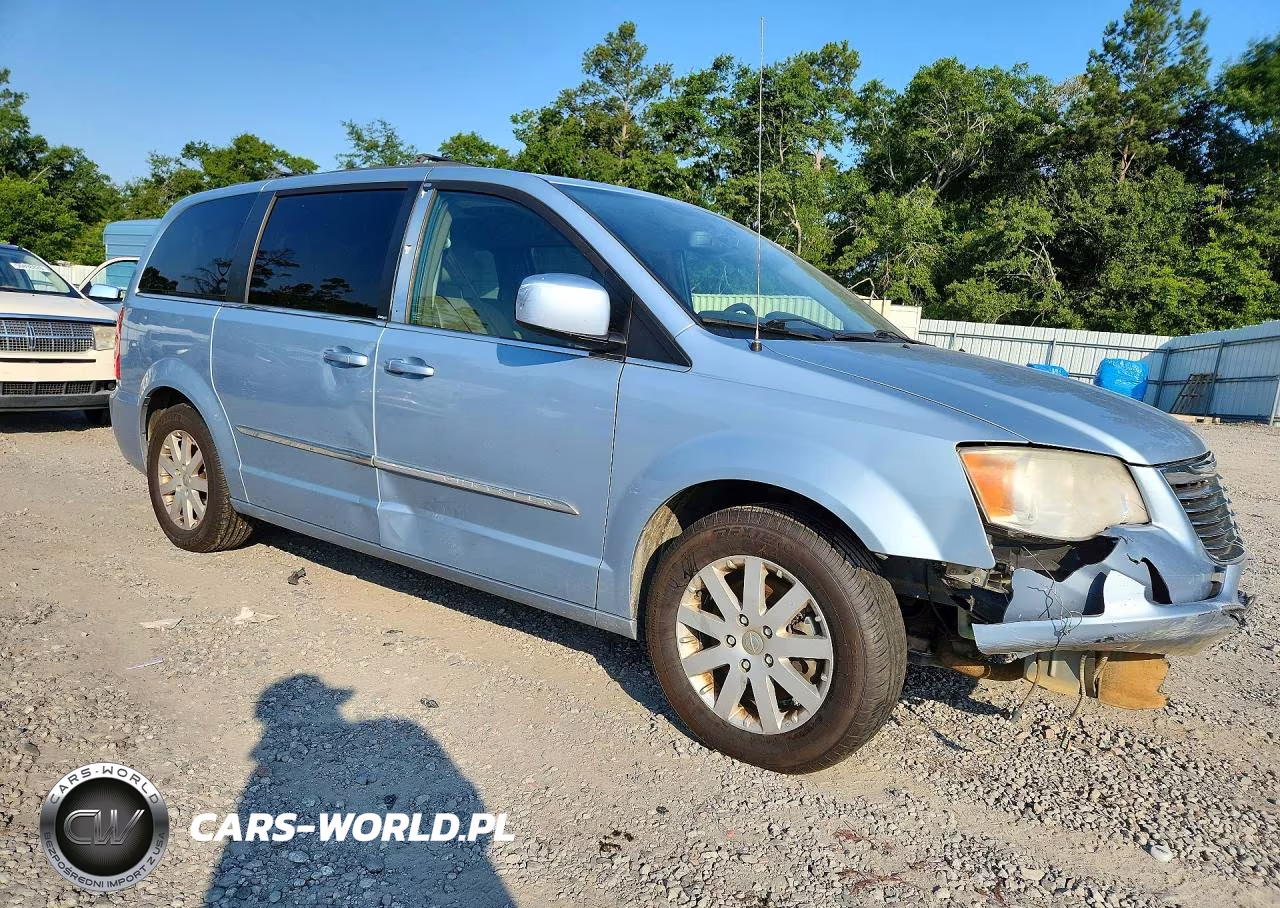2013 Chrysler Town & Country Touring VIN:2C4RC1BG5DR630980 - 4
