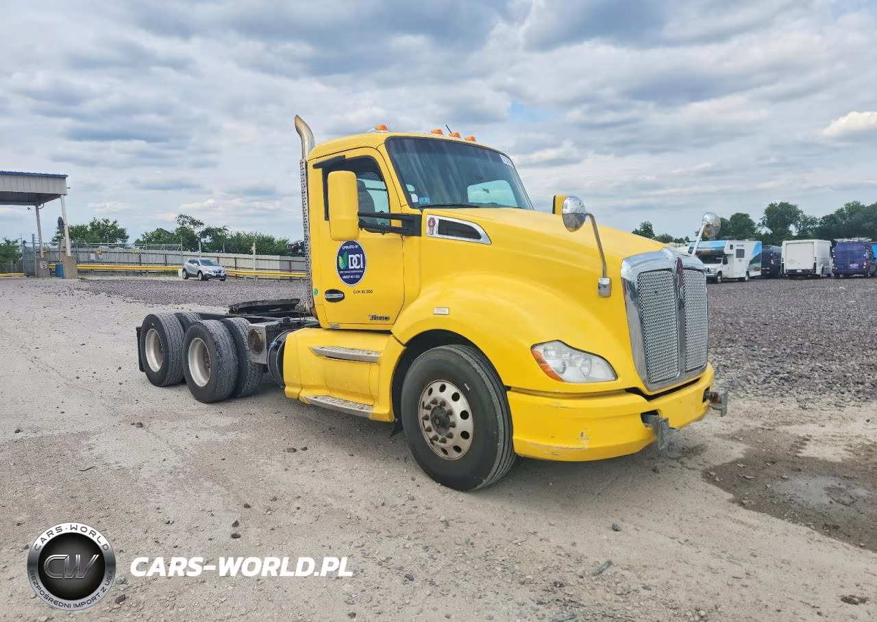2016 Kenworth T680 Semi Truck