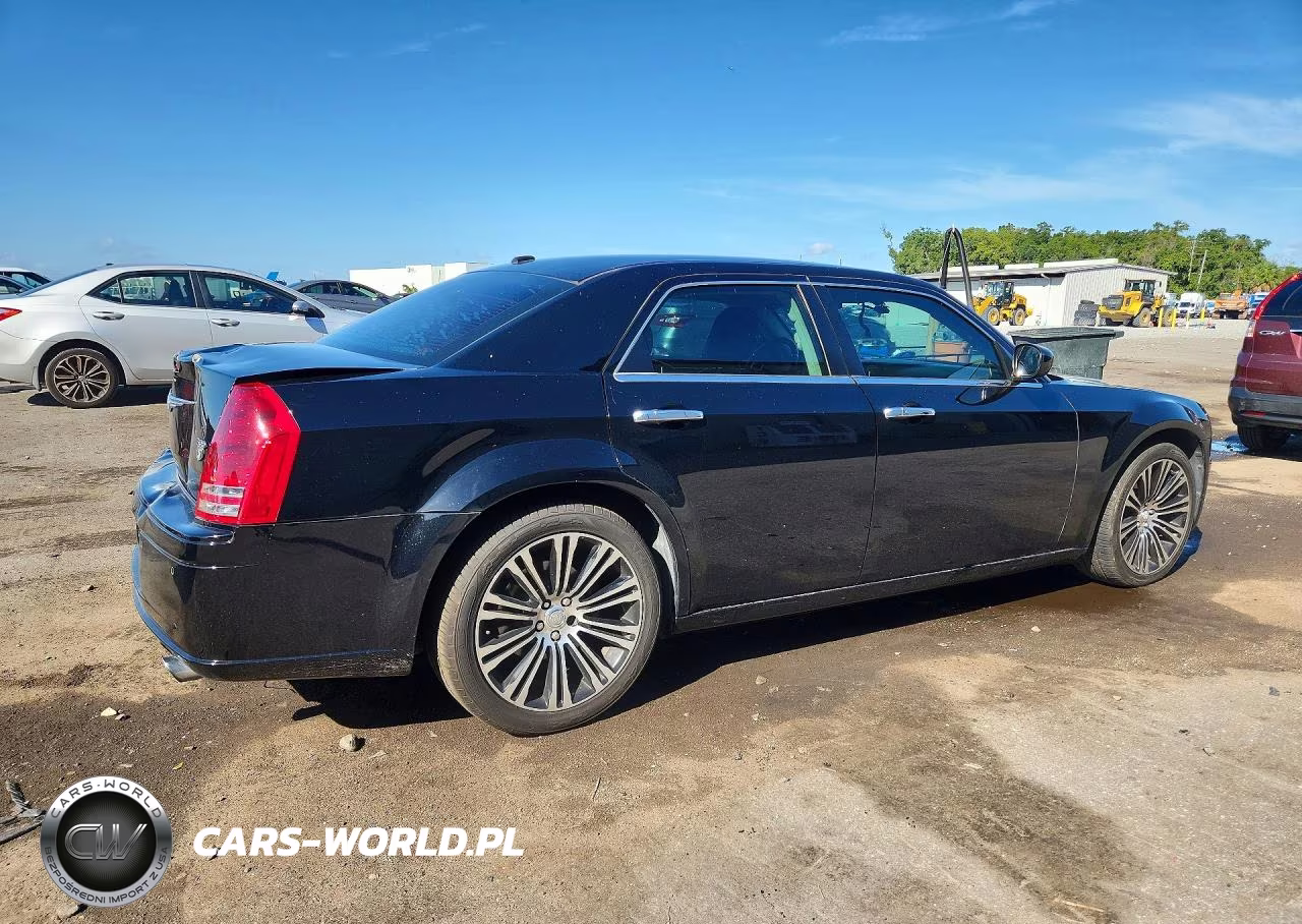 2010 Chrysler 300 S VIN:2C3CA9CT1AH263460 - 3