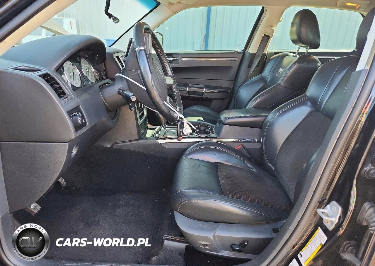 2010 Chrysler 300 S VIN:2C3CA9CT1AH263460 - 7