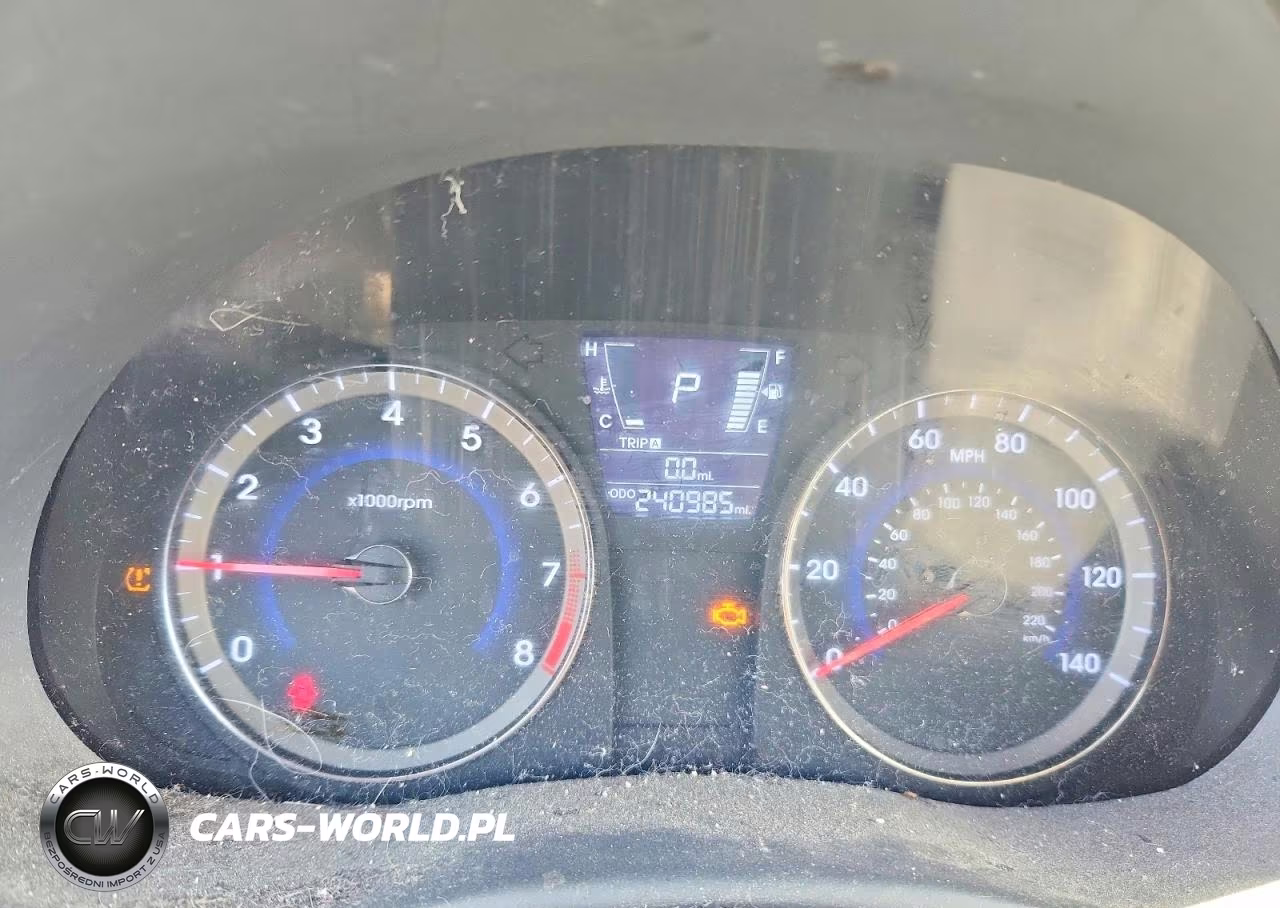 2014 Hyundai Accent Gs VIN:KMHCT5AE7EU176373 - 9