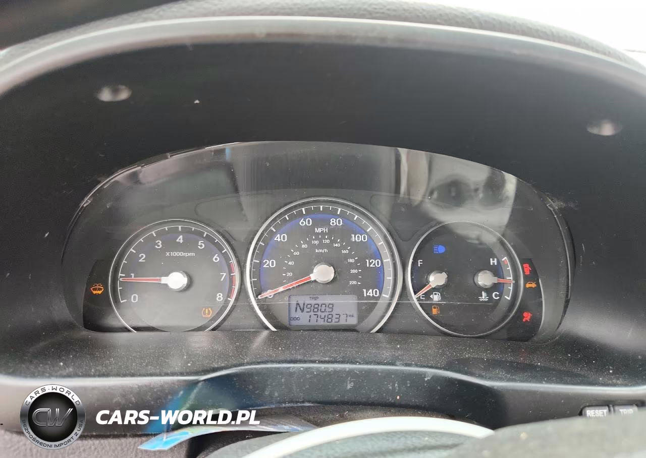 2012 Hyundai Santa Fe Gls VIN:5XYZG3AB9CG127784 - 9