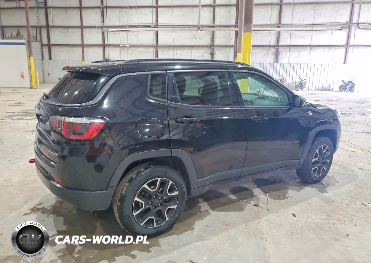 2020 Jeep Compass Trailhawk VIN:3C4NJDDB3LT159737 - 3