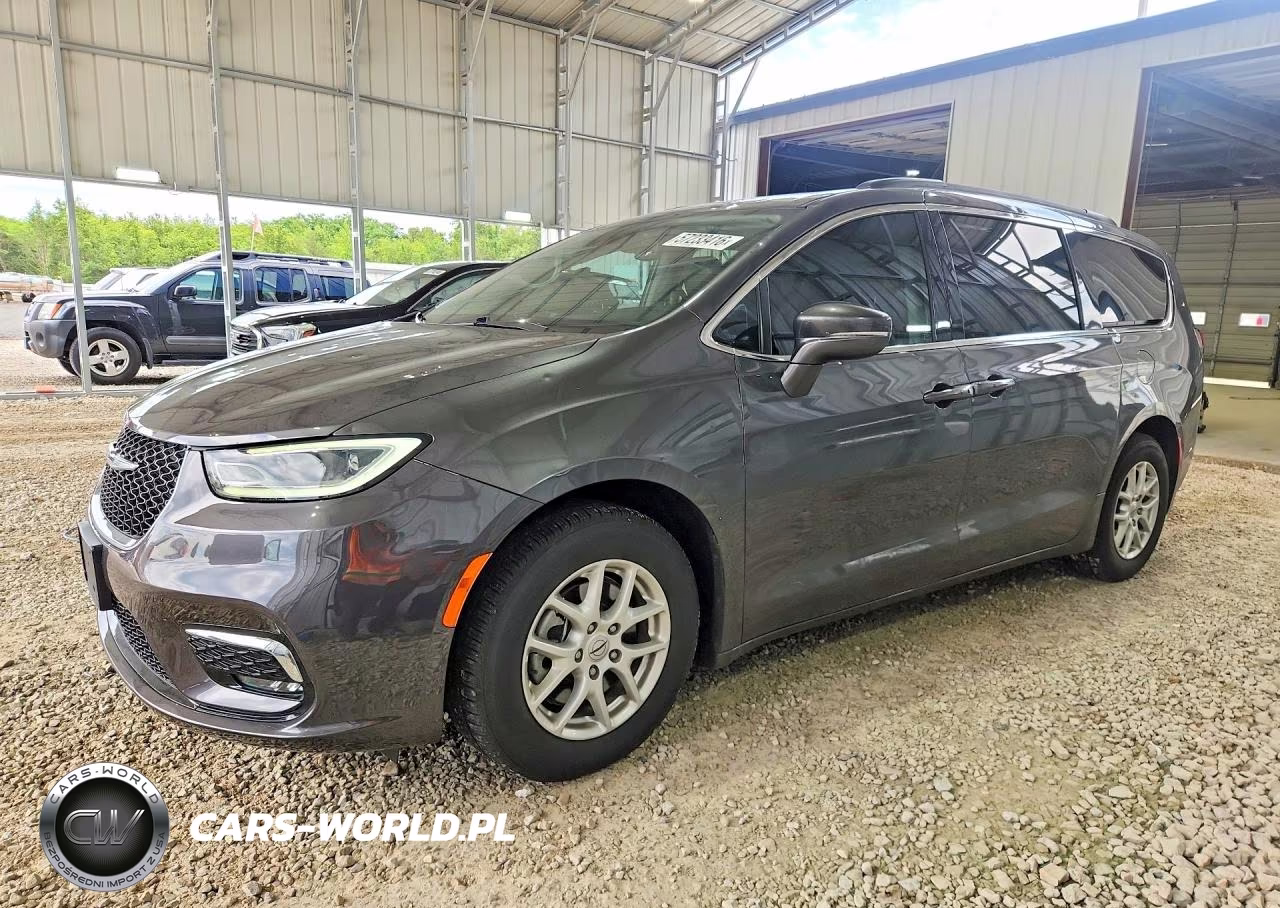 2022 Chrysler Pacifica Touring L