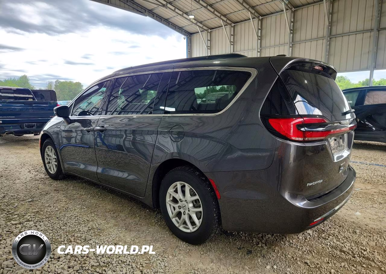2022 Chrysler Pacifica Touring L VIN:2C4RC1BG2NR142409 - 2