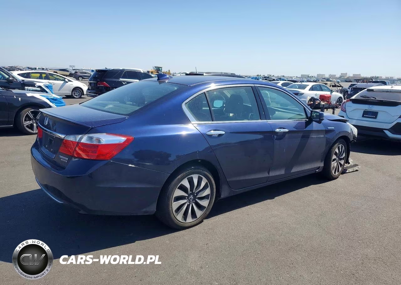 2014 Honda Accord Touring Hybrid VIN:1HGCR6F70EA000089 - 3