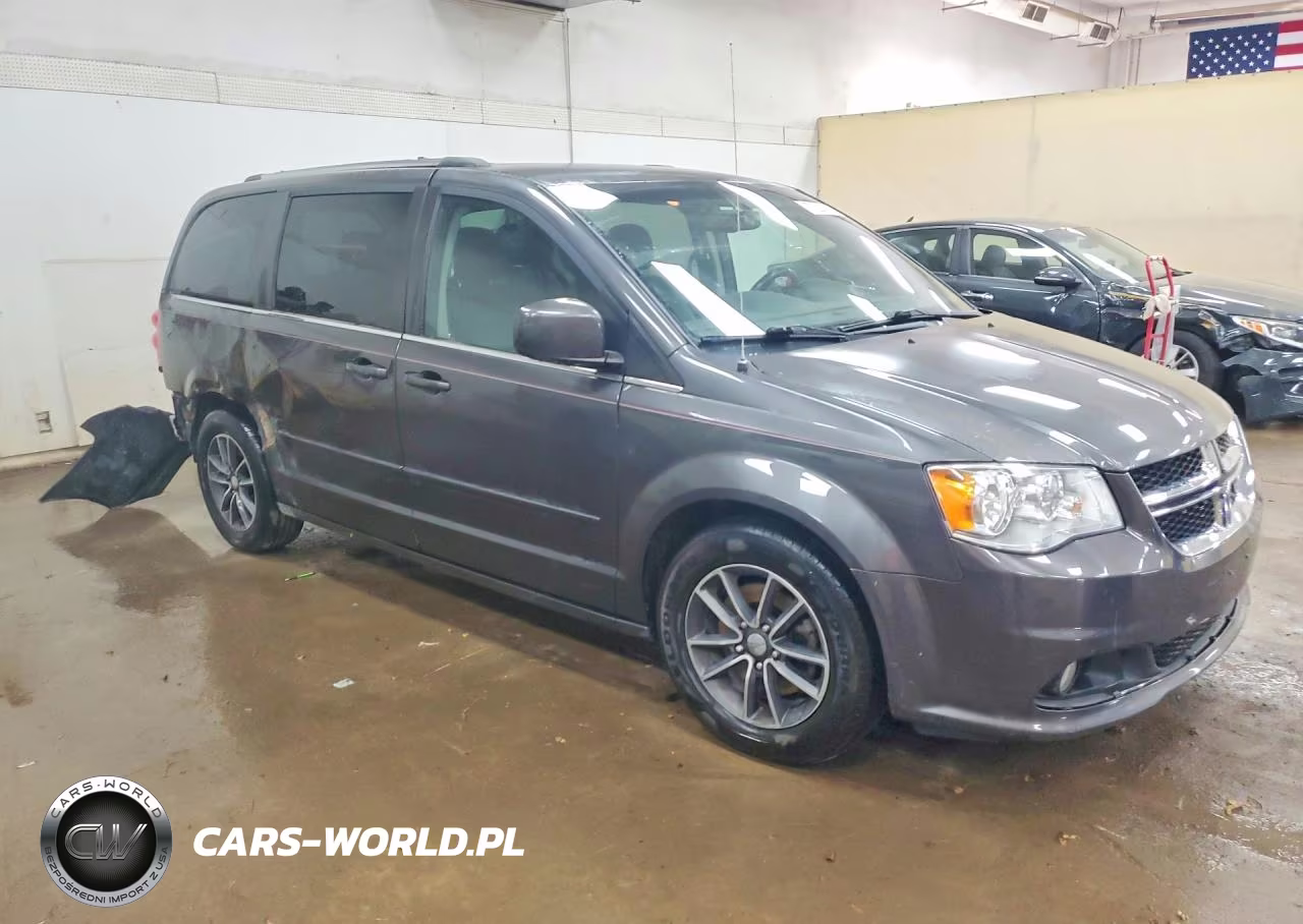 2017 Dodge Grand Caravan Sxt VIN:2C4RDGCG7HR545577 - 4
