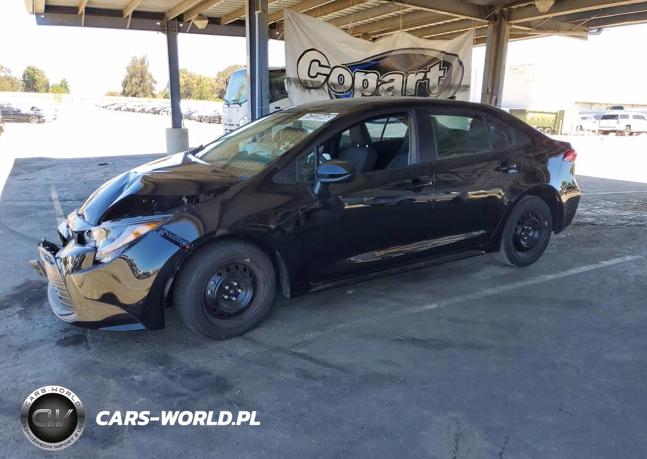 2026 Toyota Corolla Le – zdjęcie 1 z 12