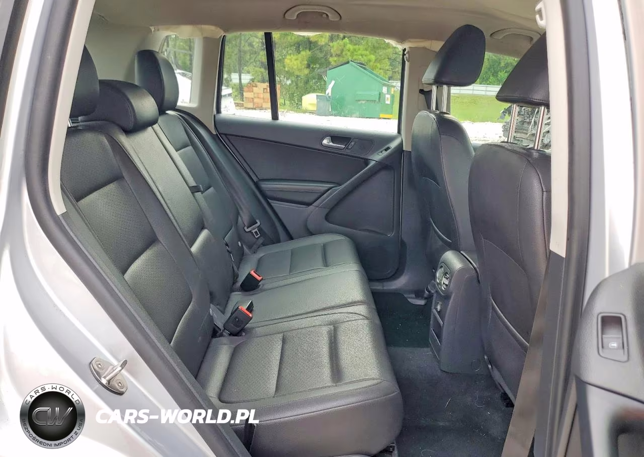 2017 Volkswagen Tiguan S-Limited VIN:WVGBV7AX5HK027138 - 11