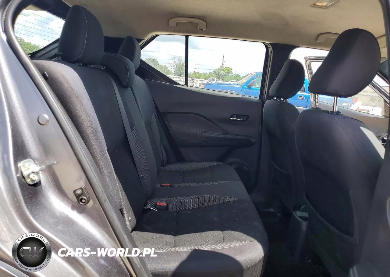 2019 Nissan Kicks Sv VIN:3N1CP5CU7KL536988 - 10