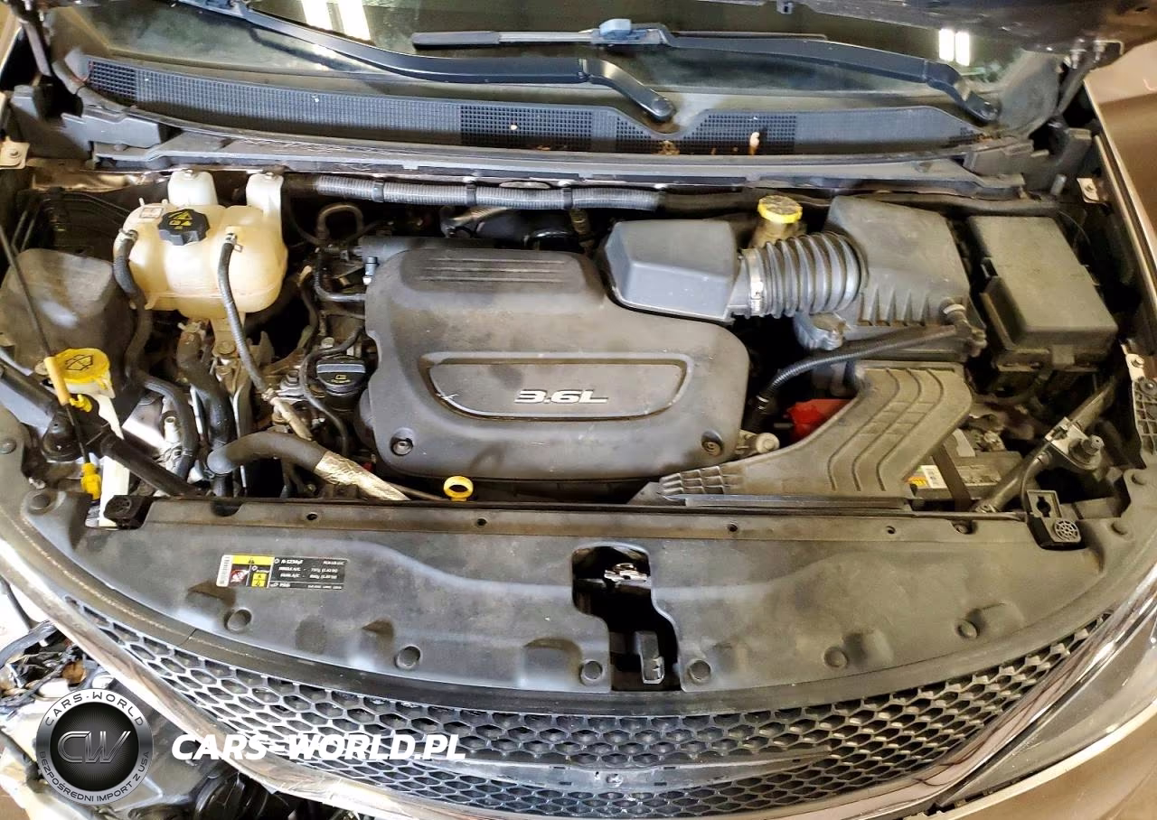 2017 Chrysler Pacifica Touring VIN:2C4RC1DG9HR550794 - 12