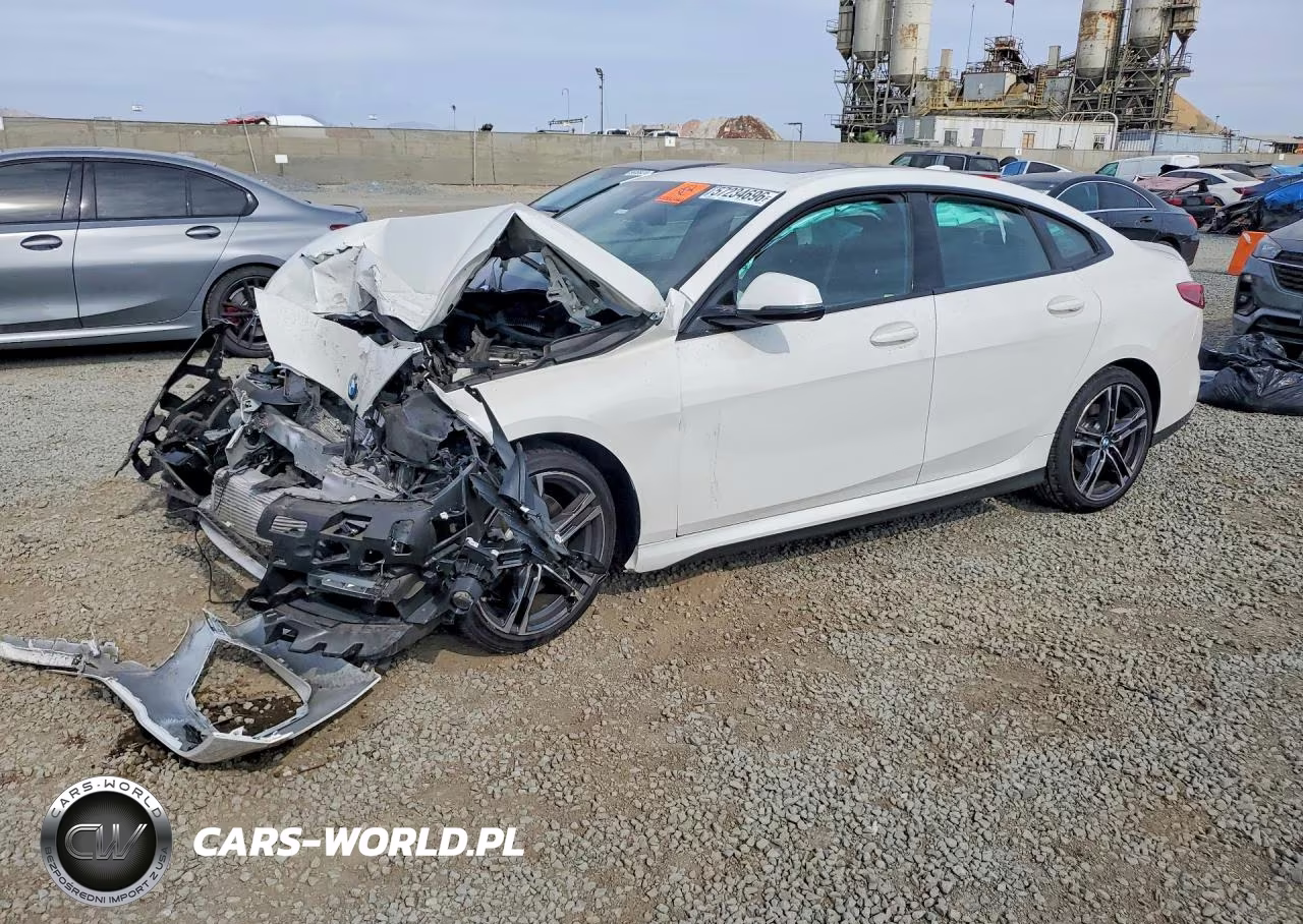 2021 BMW 228Xi