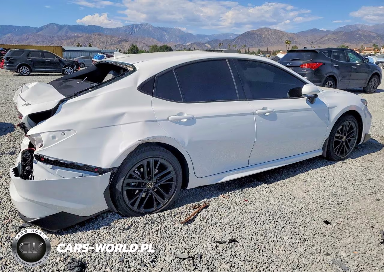 2026 Toyota Camry Se VIN:4T1DAACK5TU254569 - 3