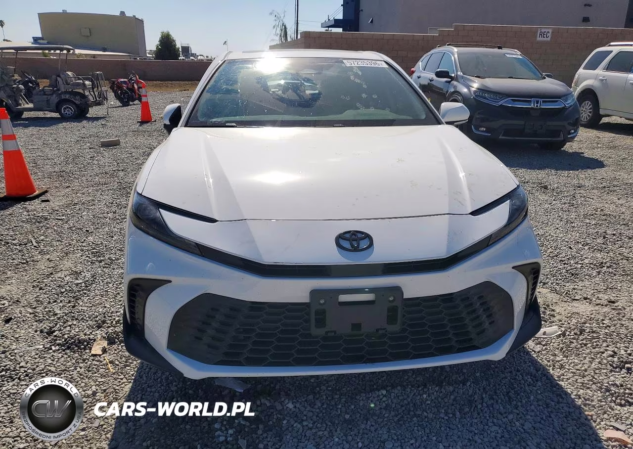 2026 Toyota Camry Se VIN:4T1DAACK5TU254569 - 5