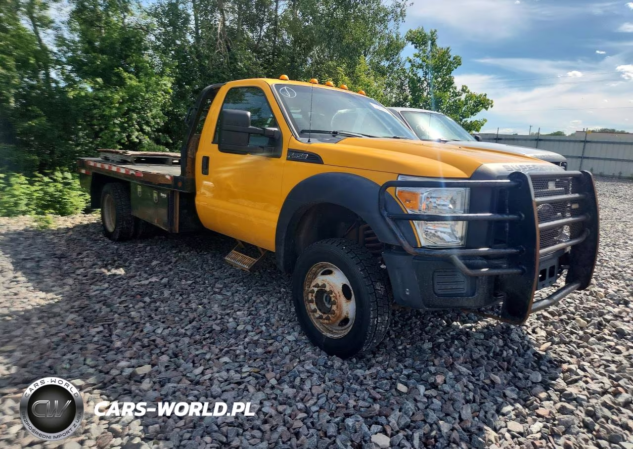 2014 Ford F550 Super Duty VIN:1FDUF5HY4EEA62420 - 4