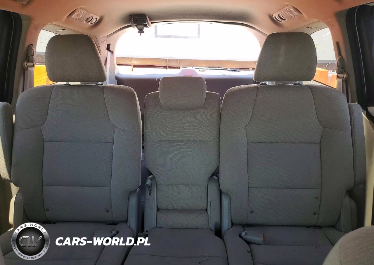 2011 Honda Odyssey Ex VIN:5FNRL5H4XBB063680 - 10