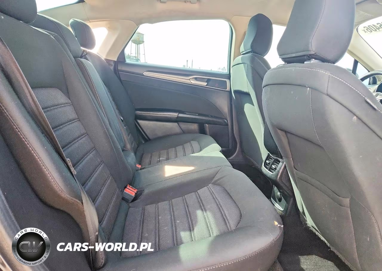 2020 Ford Fusion Se VIN:3FA6P0H71LR241213 - 10