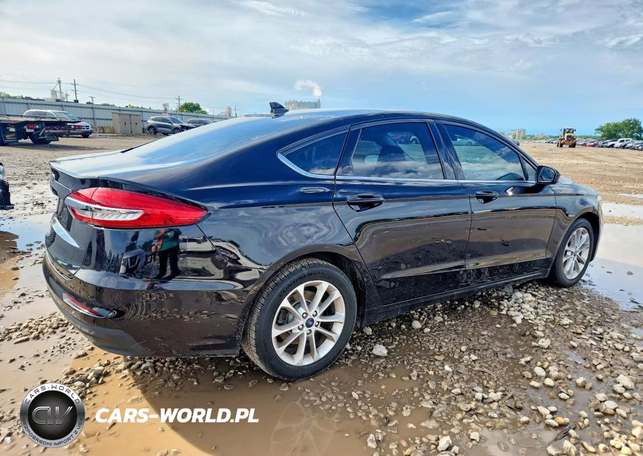 2020 Ford Fusion Se VIN:3FA6P0H71LR241213 - 3
