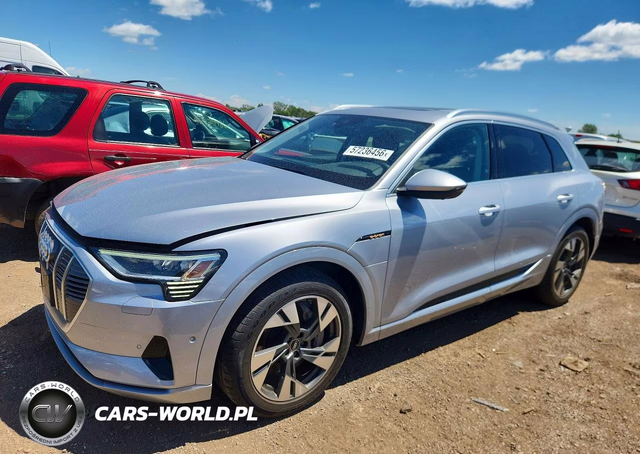 2022 Audi E-Tron Premium Plus