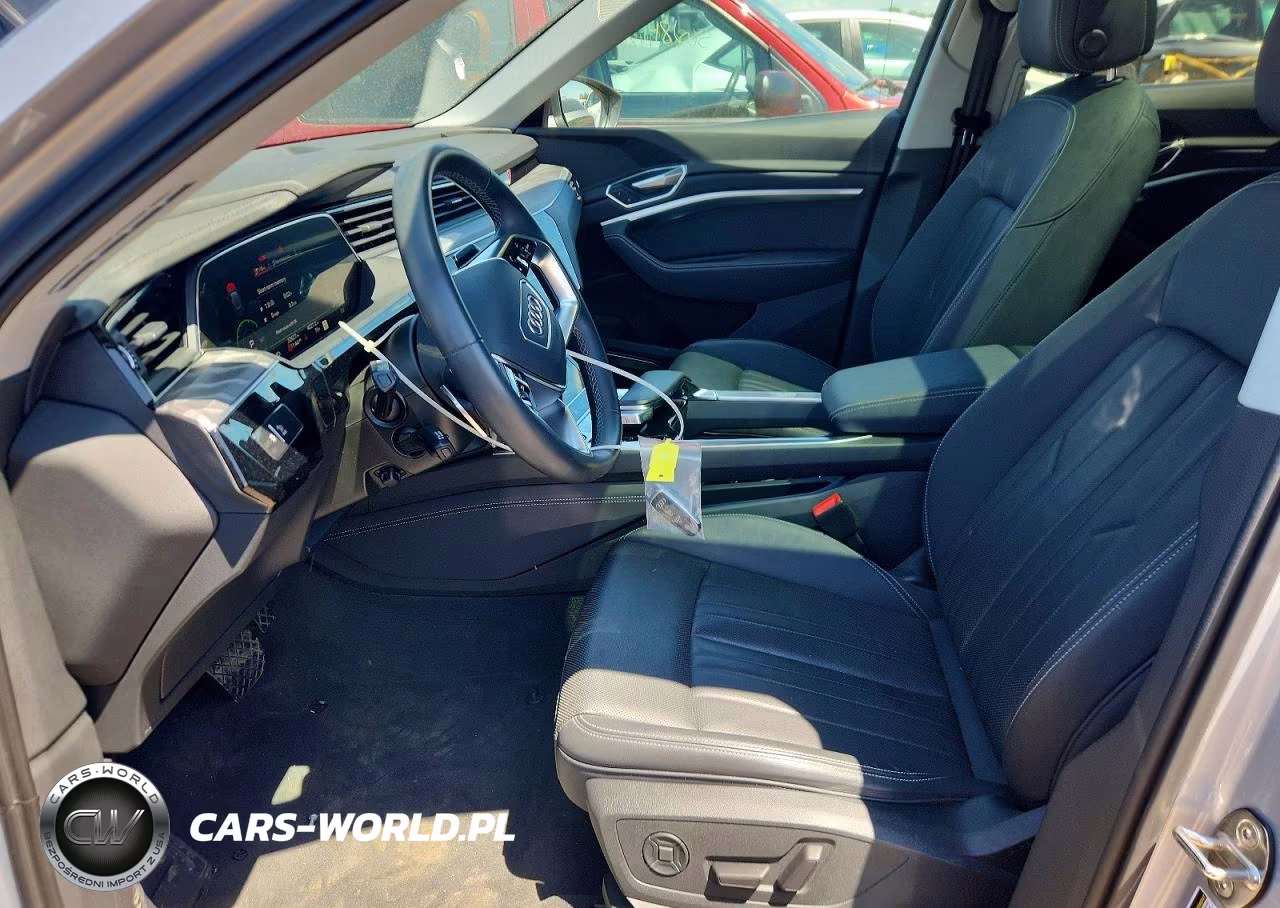 2022 Audi E-Tron Premium Plus VIN:WA1LAAGE7NB014307 - 7